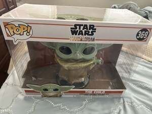 Funko Pop! Star Wars: The Mandalorian - The Child 10" Super Sized #369 Vinyl Bob